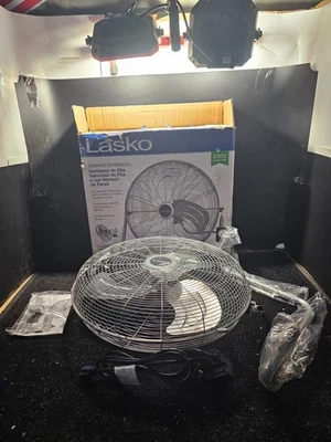 Ventilador de piso pivotante de alta velocidad Lasko 2265QM 20" máximo rendimiento con montaje en pared Foto 1 de 4