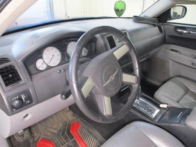 Chrysler 300 2007 Dash Panel 0UZ751D1AE 3430 - Imagem 1 de 4