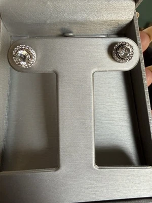 Pendientes de plata esterlina con diamantes de laboratorio de Zales pendientes de plata regalo Foto 1 de 4