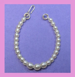 Dreamz VINTAGE REPRODUCTION of CREAM GRADUATED PEARL NECKLACE for Barbie doll - Picture 1 of 3
