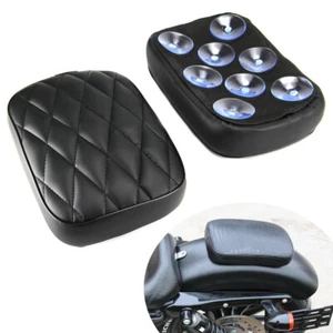 Almohadilla de asiento de pasajero trasero 8 ventosas para Harley Dyna Sportster 883 1200 - Imagen 1 de 12