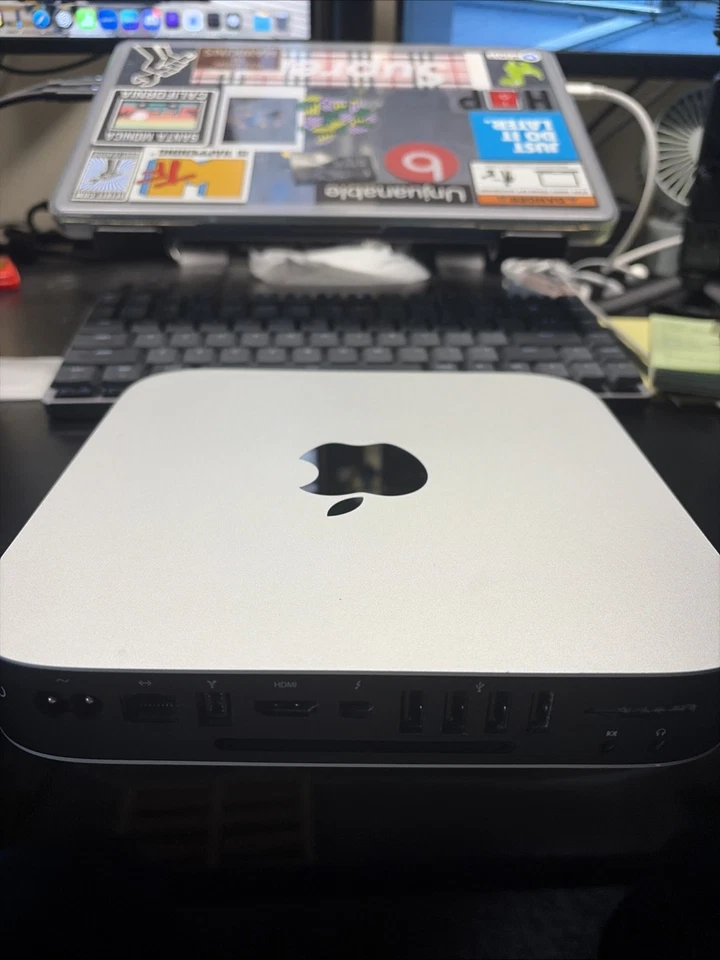 Apple Mac Mini MD387LL/A (240GB SSD Intel Core i5-3210M 2.5GHz 4GB) Silver - Image 1 of 2