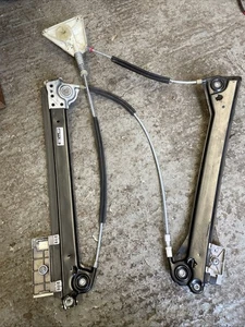 AUDI A3 8P 2008-2013 CONVERTIBLE WINDOW REGULATOR FRONT RIGHT O/S 8P7837462F - Picture 1 of 5