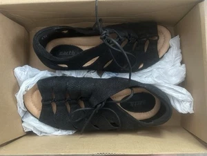 Earth PLOVER Black Nubuck Women’s Sandals Size 8.5 US 39.5 EU 6.5 UK NEW IN BOX - Picture 1 of 12