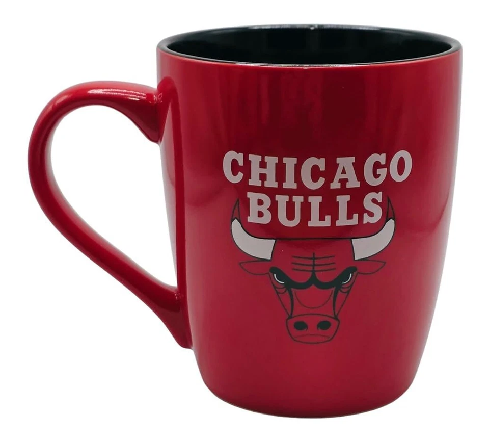 NBA Large 16oz Two Toned Bistro Mug with Inner Color (Chicago Bulls) - Image 1 of 2