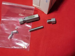 Perkin Elmer Kit porta cartucce 3,3 cm con cartuccia HS-3 C18; 02580178, Rev F - Foto 1 di 4