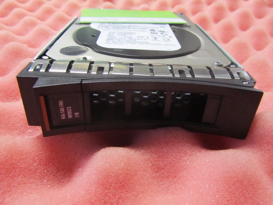 90Y8572 – IBM 2 TB 7200-rpm 6 Gbps NL SAS 3.5 inch G2 hot-swap HDD, FRU 90Y8573 - Image 1 of 1