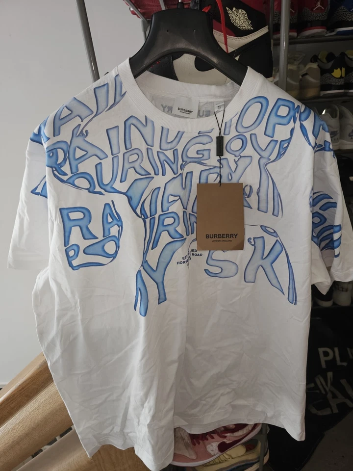 BURBERRY T-SHIRT M COTTON White PRINT 8026017