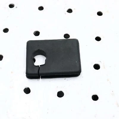 Arctic Cat Proclimb M800 2012 ojal goma 3005-775 Foto 1 de 4