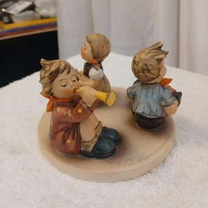 VINTAGE Hummel Goebel #392 "LITTLE BAND" Figur 1972. LP43 - Bild 1 von 4