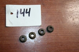 Honda ATC 250SX 1985 horquilla delantera eje abrazadera tuercas de montaje OEM 85 H - Imagen 1 de 5