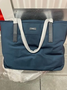 Tumi Voyageur Large Q-Tote, Blue Baltic - Picture 1 of 4