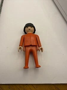 Playmobil Figur Mann Papa Vater schwarze Haare in ganz rot für Familie Geobra 1974 - Bild 1 von 5