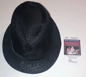 SOMBRERO FEDORA FIRMADO POR JIM JAMES BELUSHI AUTOGRAFIADO BLUES BROTHERS CERTIFICADO DE AUTENTICIDAD JSA ¡RARO! - Imagen 1 de 2