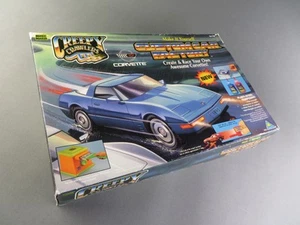 1995 TOYmax Creepy Crawlers Custom Car Factory Corvette geöffnet - Bild 1 von 10