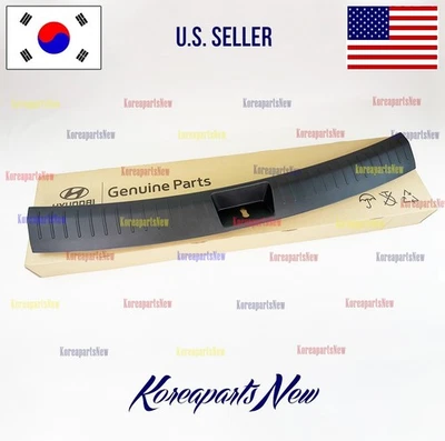 REAR Tailgate Sill Trim Trunk Transverse BLACK ⭐OEM⭐ Hyundai Santa Fe 2024-2026 - Imagem 1 de 3