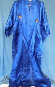 Chinese Embroidered BlUE Silk Kimono - SZ L ~ NEW~ SHANGHAI SILK~FREESHIP~ - Picture 1 of 8