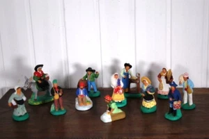 ANCIEN 12 santons peints de CRÈCHE terre C.CHAVE AUBAGNE 8 cm vendu à l'unité  - Picture 1 of 18