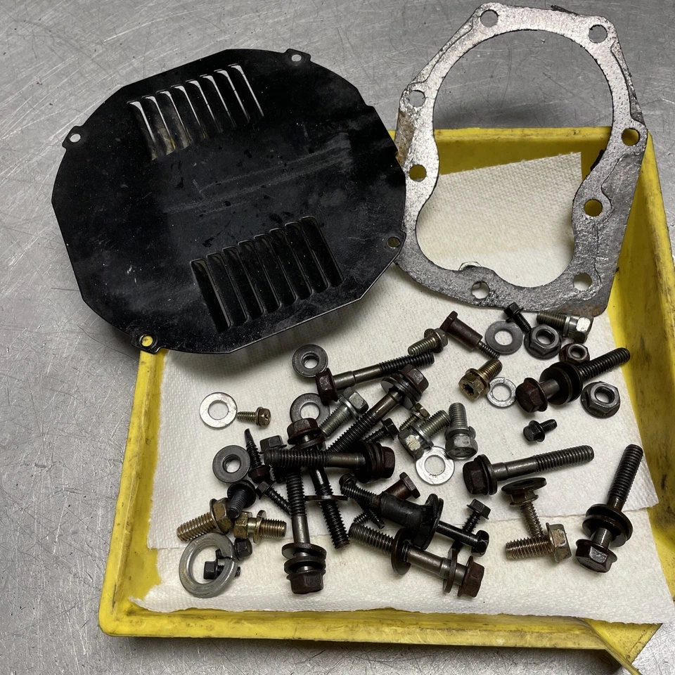 OEM GOOD USED 10HP TECUMSEH HM100-159386P MISC. HARDWARE FROM TEARDOWN - Image 1 of 1