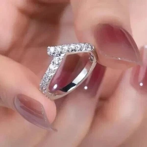 1.00Ct Round Cut Simulated Diamond Women Engagement Ring 14K White Gold Plated - Picture 1 of 4