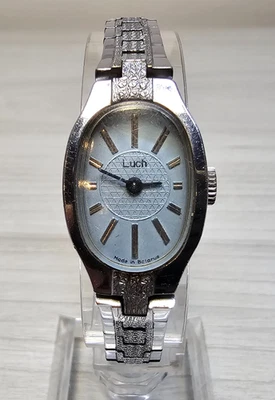 Luch Vintage Soviet Women's Watch Mechanical Ladies Wristwatch Luch USSR - Image 1 of 4