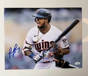 Luis Arraez Minnesota Twins Autographed 11x14 Photo Star JSA COA ￼ - Picture 1 of 1