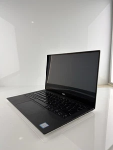Dell XPS 13 9380 Intel Core i5-8265U CPU @ 1.60GHz 8.0GB RAM 256GB SSD 4K - Picture 1 of 7