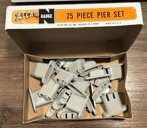 Vintage Atlas N Gauge 25 Piece Under & Over Figure 8 Pier Set 2541-250 Missing 1 - Picture 1 of 3