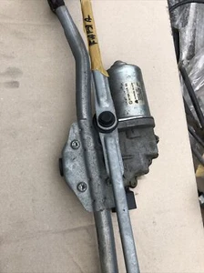 Skoda Fabia Scheibenwischer Motor - Bild 1 von 3
