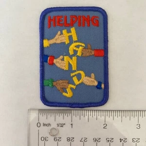 Jungpfadfinder Pfadfinder Aufnäher HELFENDE HÄNDE blauer Rand und Hintergrund - Bild 1 von 2