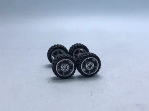 FR03 Matchbox 1:64 Real Riders # 5 Spoke Offroad 10mm grey , Long Rubber Wheels - Picture 1 of 4