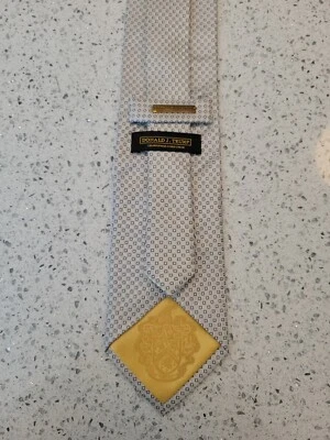 Corbata para hombre Donald J. Trump Signature Collection - gris - 60 pulgadas de largo Foto 1 de 4