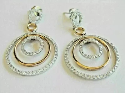 Pendientes de boda colgantes redondos creados en laboratorio de 2,20 quilates enchapados en oro tono remolque de 14 quilates Foto 1 de 4