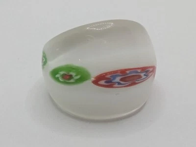 Anillo artístico de cristal de Murano blanco con verde y rojo talla 9,5 Foto 1 de 4