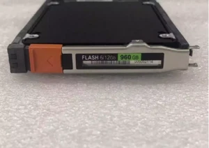 EMC 005052382 005052114 005052456 960G SAS SSD VMAX storage hard drive - Picture 1 of 2