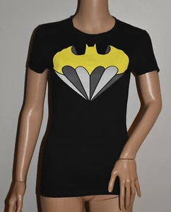 NWT DC COMICS S BLACK YELLOW GRAY BATMAN SUPER HERO FITTED TEE TOP T-SHIRT - Picture 1 of 8