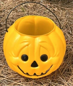 VTG General Foam Plastics Blow Mold Halloween Pumpkin Candy Bucket Pail Smiling  - Picture 1 of 7