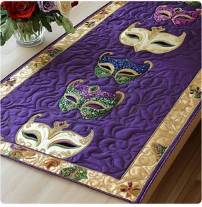 Karneval Tischläufer, Masken, lila, 14"x72", Baumwollmischung - gesteppt - Bild 1 von 6