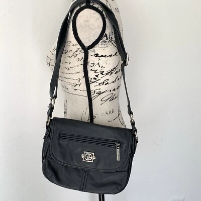 Bolsa de ombro de couro preta tamanho médio alça ajustável Gianni Bini - Imagem 1 de 4