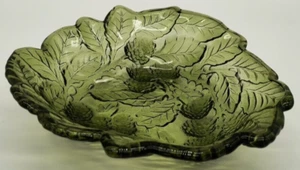 Vintage Grapes and Leaves Indiana Depression Glass Green Candy Dish Bowl Trinket - Picture 1 of 10
