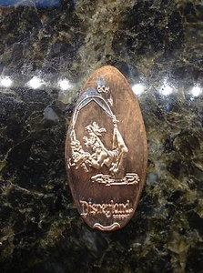 RETIRED Downtown Disney Souvenir penny GOOFY FISHING GRAND CALIFORNIAN #53 - Picture 1 of 2