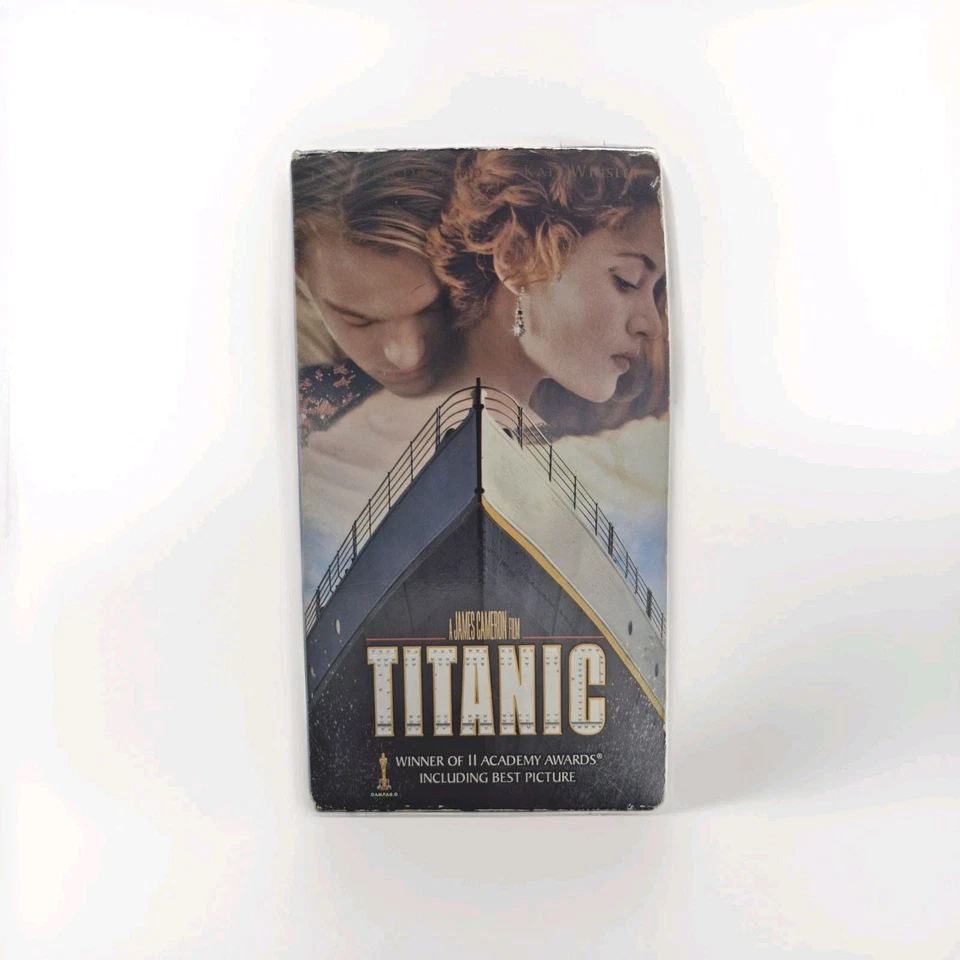 Titanic 1997 Movie VHS 2-Tape Box Set  - Image 1 of 2