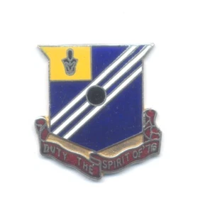 US Army 76th Field Artillery Regiment crest DUI badge, Japan made, 1950s - Picture 1 of 2