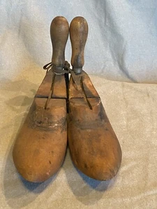 Vintage/Antique Wooden Shoe Lathe , Pair With #2 On The Top. - Picture 1 of 5