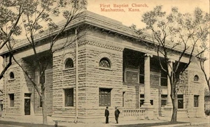 Postcard First Baptist Church Manhattan KS PA84 - Picture 1 of 2