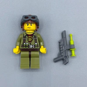 LEGO Hero - Helicopter Pilot Minifigure Dino Defense (dino002) - Picture 1 of 5