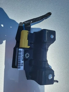 HONDA CIVIC FRONT SENSOR 77930-TBA-B211-M2 ASSEMBLY WITH BRACKET. LEFT SIDE - Picture 1 of 1