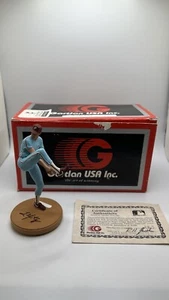 Gartlan USA Steve Carlton Statue Figurine in box w/ COA - Bild 1 von 6