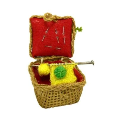 Bambole Casa Wicker Cucito Maglia Cestino Miniatura 1:12 Mano Fatto Accessorio - Immagine 1 di 4