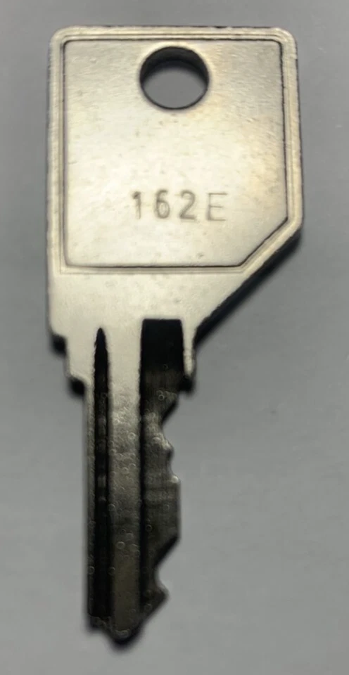 162E HON 1 Key Metal Casegoods 101E-225E key - Image 1 of 1